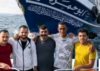 اختفاء مركب صيد على متنه 8 بحارة بدمياط وسط أنباء عن مصرعهم