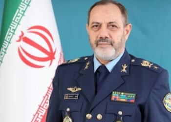 التلفزيون الإيراني يعلن رسميا اغتيال وزير الدفاع عزيز نصير زاده