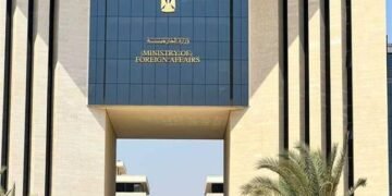 مصر تدين الهجمات على الكويت وتؤكد تضامنها الكامل مع سيادتها وأمنها القومي