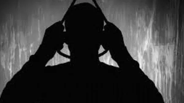 العثور على جثة شاب تخلص من حياته داخل منزله بقرية المقمورة بالبحيرة