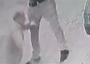 القبض على شاب اعتدى على مسن بعصا أثناء عودته من صلاة الفجر بالمحلة الكبرى