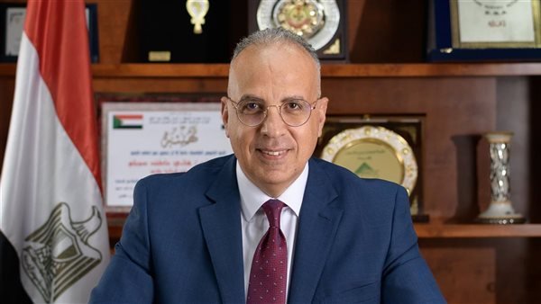 وزير الري يوجه برفع درجة الاستعداد خلال إجازة العيد