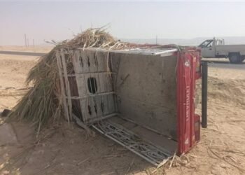 إصابة 9 عمال إثر انقلاب سيارة ربع نقل في قنا