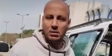 الأمن يفحص فيديو تعدي شاب على كلب في الشارع