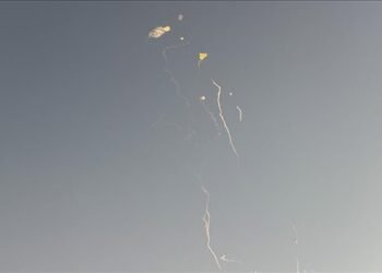 قطر: نهيب بالجميع البقاء في المنازل وعدم الخروج إلا للضرورة القصوى