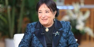 «أوعي تتنازلي في المرة الأولى».. سميرة عبد العزيز تروي نصيحة لا تنساها من فاتن حمامة