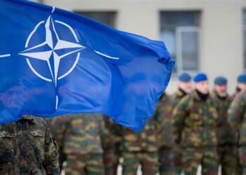 الناتو يعيد تموضع بعثته في العراق وسط تصاعد التوترات الإقليمية