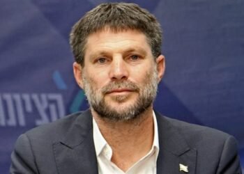 إصابة نجل وزير المالية الإسرائيلي خلال عملية عسكرية على الحدود اللبنانية