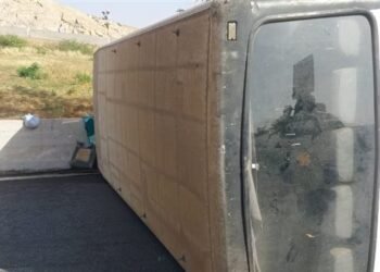 إصابة 13 شخصًا إثر انقلاب أتوبيس على كوبري خزان أسوان