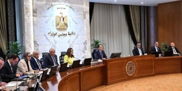 رئيس الوزراء: لدينا أرصدة آمنة من مُختلف السلع الإستراتيجية تمتد لعدة أشهر وسد احتياجات المصانع