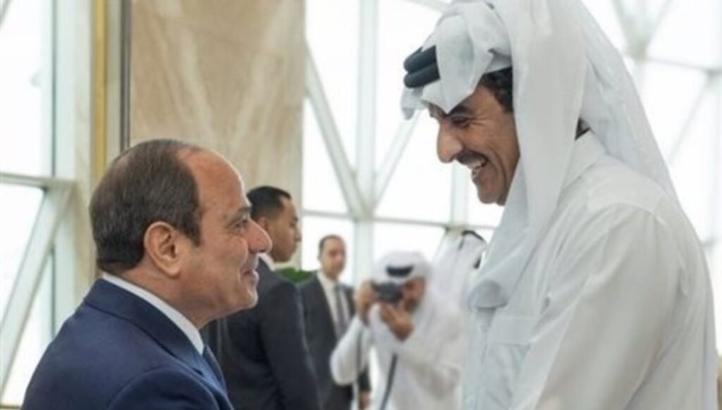 أمير قطر يستقبل الرئيس السيسي في الدوحة