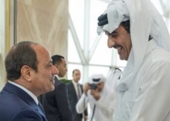 أمير قطر يستقبل الرئيس السيسي في الدوحة
