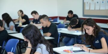 انتظام الدراسة