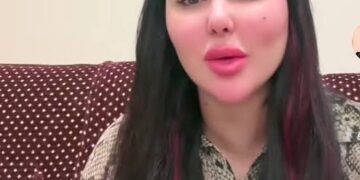 “مش هسامح اللي أذوني”.. أول ظهور مؤلم لأرملة إسماعيل الليثي بعد العدة