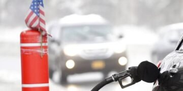 ارتفاع أسعار الوقود في أمريكا بأكثر من 10% مع تأثير الحرب على إمدادات الطاقة العالمية