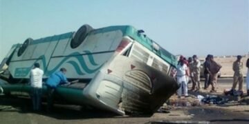 إصابة 8 طلاب في انقلاب أتوبيس على طريق طنطا – المحلة بالغربية