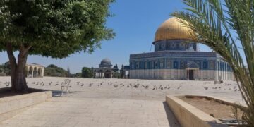 الاحتلال يواصل إغلاق المسجد الأقصى لليوم الـ17