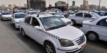 رسمياً.. زيادة تعريفة “التاكسي الأبيض” بالقاهرة و15 جنيهاً لفتح العداد