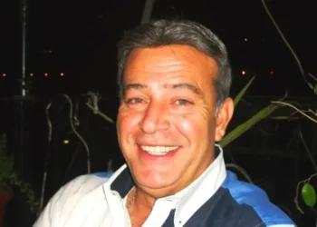 خضوع الفنان نبيل نور الدين لعملية جراحية عاجلة إثر حادث مروع