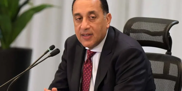 رئيس الوزراء يلتقي مسؤولًا في “بي بي” لتعزيز الاستثمارات بمصر