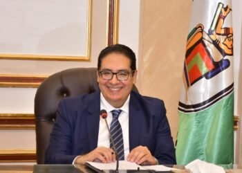 رئيس جامعة القاهرة: آداب القاهرة منارة الفكر منذ 100 عام