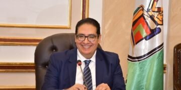 رئيس جامعة القاهرة: آداب القاهرة منارة الفكر منذ 100 عام