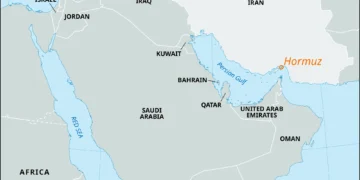 ترامب يدرس وقف الحرب رغم إغلاق مضيق هرمز