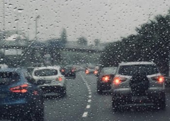 تحذيرات عاجلة من المرور للسائقين بسبب الأمطار