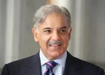 رئيس الوزراء الباكستاني: نأمل التزام واشنطن وطهران بوقف إطلاق النا