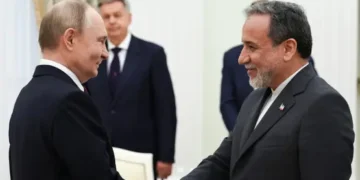 وزير الخارجية الإيراني في موسكو للقاء بوتين بعد جولة إقليمية