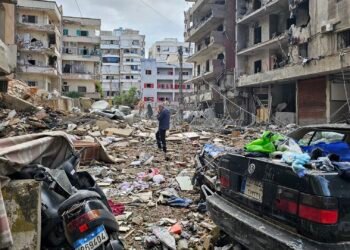 لبنان: 97 قتيلاً و133 مصاباً حصيلة غارات اليوم والضحايا يتجاوزون 2000 منذ مارس