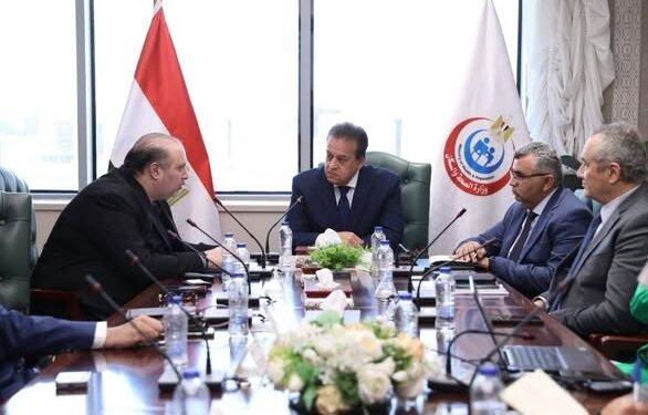 وزير الصحة يبحث مع "إنفينشور" تنفيذ المدينة الطبية بالعاصمة الإدارية الجديدة