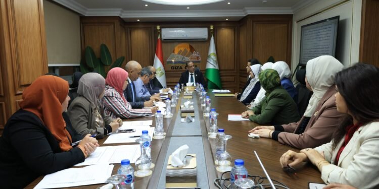 الأنصاري يترأس لجنة اختبار المتقدمين لمناصب قيادية بالإسكان والزراعة في الجيزة