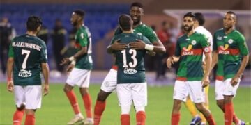 الاتفاق السعودي يوقف ملفات الأجانب مؤقتًا لتحديد ملامح الموسم الجديد