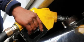 وزارة البترول تكشف حقيقة زيادة أسعار الوقود غدًا الخميس