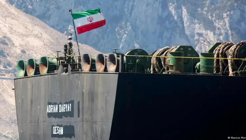 القيادة المركزية الأمريكية تعلن حصارًا بحريًا على موانئ إيران