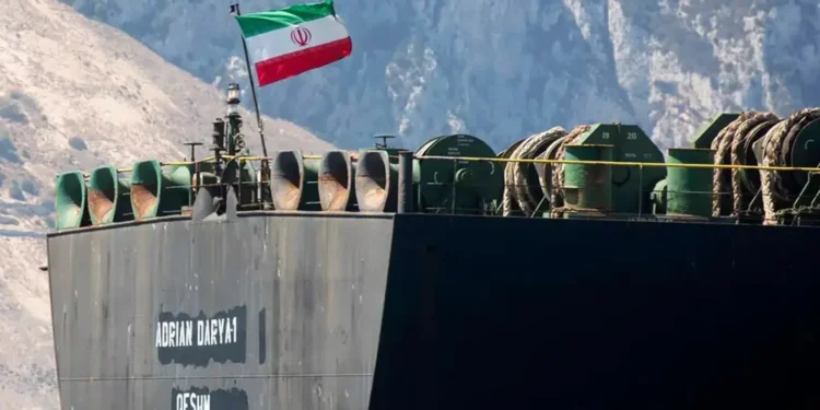 القيادة المركزية الأمريكية تعلن حصارًا بحريًا على موانئ إيران