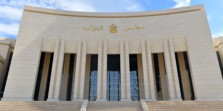 البرلمان يواجه زيادات إيجارات أراضي الأوقاف ويطالب بحلول عاجلة لصغار المزارعين