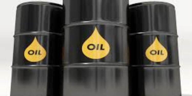 واشنطن تطرح 8.48 مليون برميل من الاحتياطي الاستراتيجي لاحتواء ارتفاع أسعار النفط