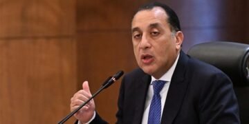 مدبولي: حسم مواعيد غلق المحلات بعد 27 أبريل باجتماع لجنة الأزمات