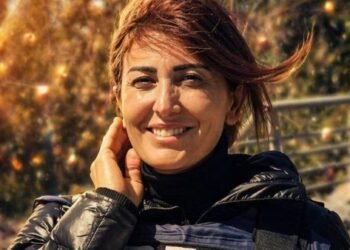 استشهاد الصحفية آمال خليل جنوب لبنان بعد استهداف جوي