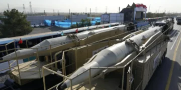 الجيش الإسرائيلي: تدمير 60% من منصات الصواريخ في إيران