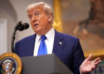 ترامب: الولايات المتحدة تخوض "مفاوضات محتدمة" مع إيران