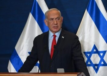 نتنياهو يعلن مفاوضات مباشرة مع لبنان لنزع سلاح حزب الله