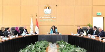 وزيرة الإسكان تتابع تنفيذ مشروعات "حياة كريمة".. وتؤكد: تسريع العمل