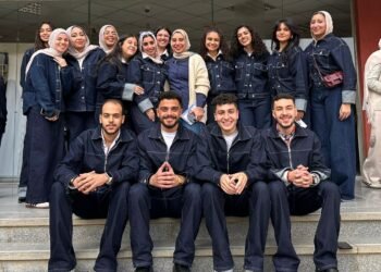 طلاب المعهد الكندي الدولي يطلقون مشروع Denim360 لإعادة تدوير الجينز