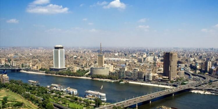 الأرصاد: طقس حار نهارًا وشبورة صباحًا مع فرص أمطار ورياح نشطة اليوم الإثنين