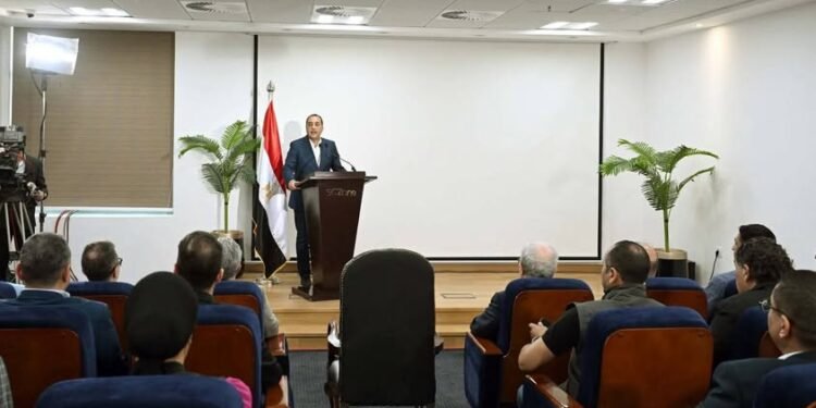 مدبولي: المشروعات العقارية يقودها القطاع الخاص.. واستمرار ترشيد الطاقة والعمل عن بُعد مرجّح