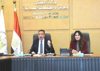 وزيرة الإسكان ومحافظ بورسعيد يبحثان تعزيز التنمية العمرانية