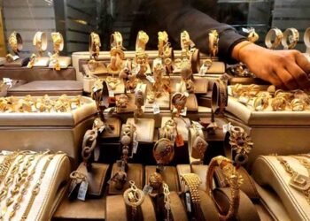 تراجع أسعار الذهب خلال التعاملات المسائية.. وعيار 18 يسجل 6000 جنيه